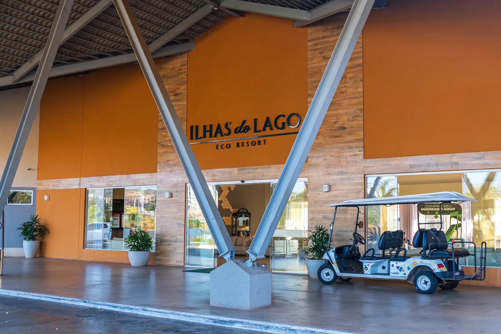 Entrada e recepção do Ilhas do Lago
