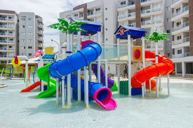 Brinquedos aquáticos infantis do Lagoa EcoTowers