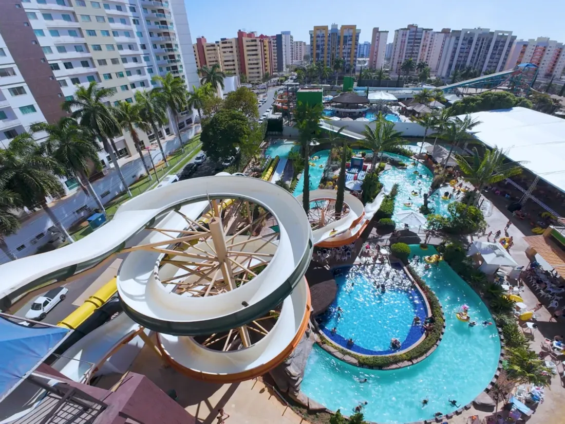 Toboáguas em espiral — Water Park